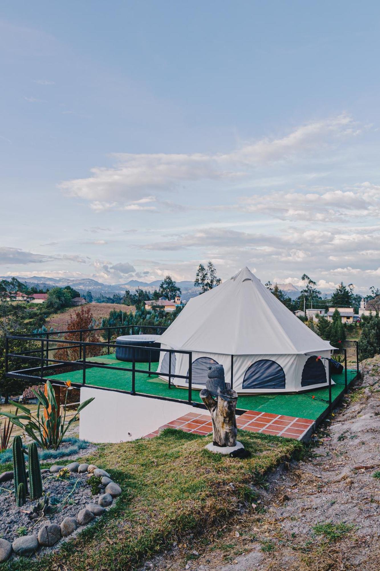 Killary Lodge & Glamping Cachanlo de Sidcay Экстерьер фото